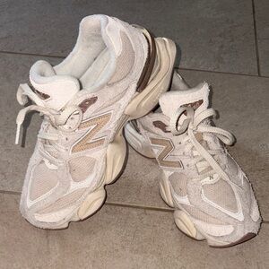 NEW BALANCE 9060 Unisex Sneakers